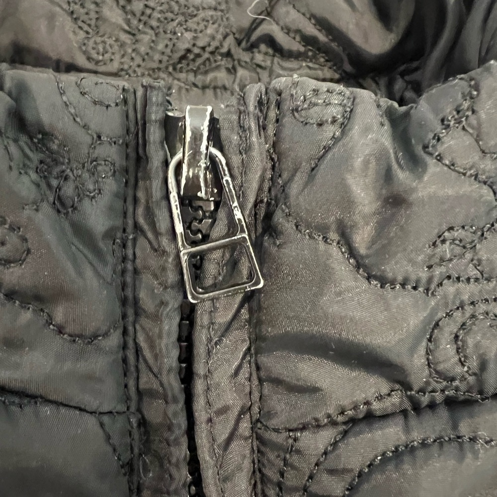 Vintage Boho Chico’s Design Black Quilted Embroidered Zip Jacket Size 1 M/L - Picture 5 of 6